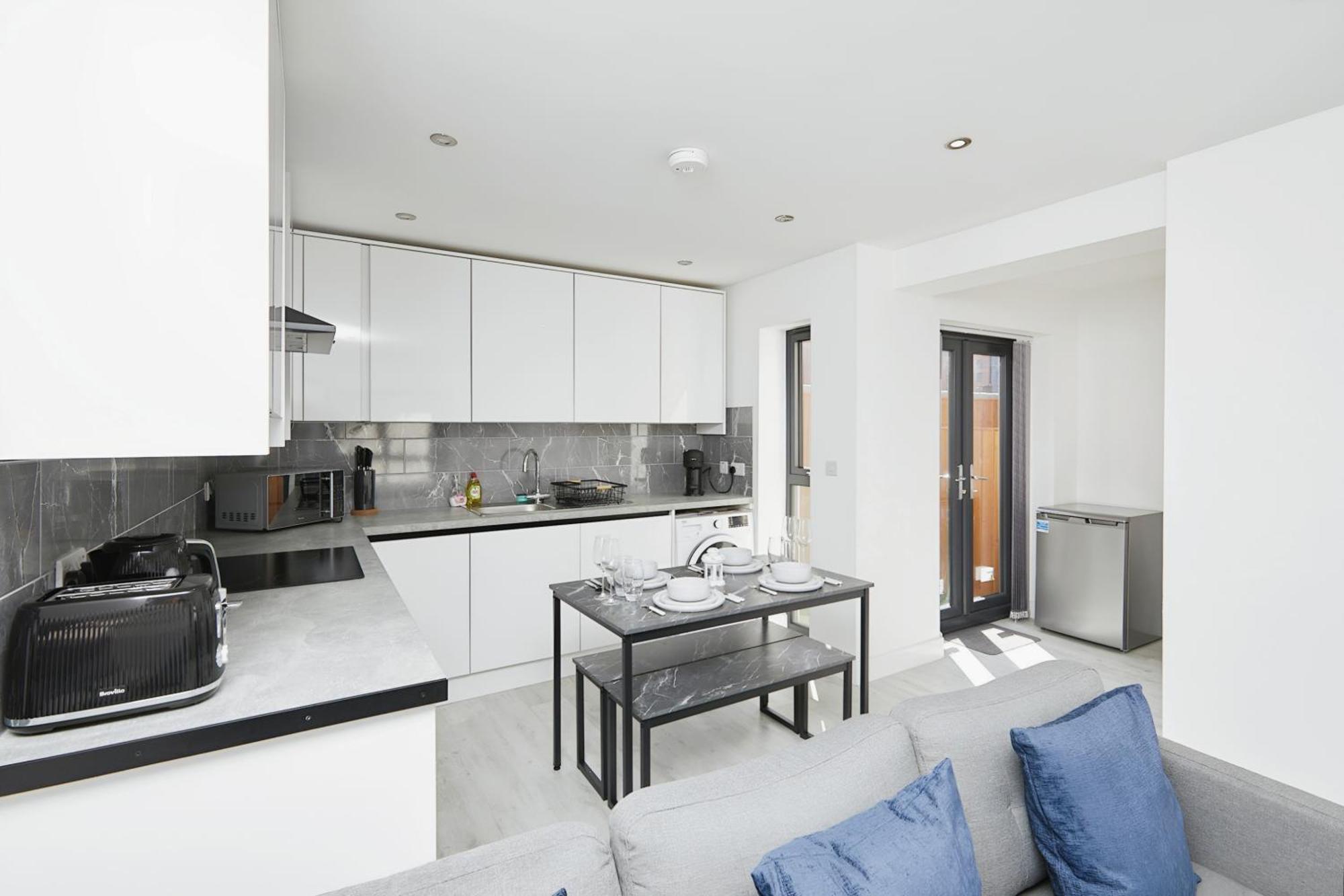 Modern Home In Derby City Centre - Free Gated Parking المظهر الخارجي الصورة